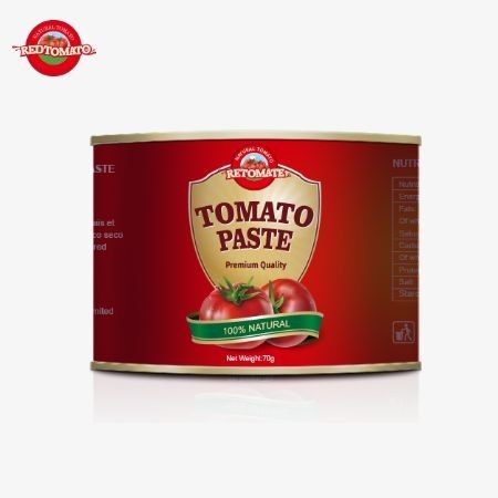 Concentré de tomate en conserve de qualité supérieure contenu dans une boîte en fer avec un couvercle facile à ouvrir