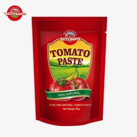 80 g de pâte de tomate double concentrée emballée dans une poche debout avec des niveaux de pureté allant de 30% à 100%