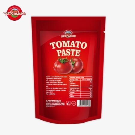 Un sac de 80 g contenant une pâte de tomate double concentrée avec des niveaux de pureté allant de 30% à 100%