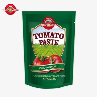 Une poche de 80 g de pâte de tomate double concentrée est offerte avec des niveaux de pureté allant de 30% à 100%
