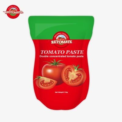 L'usine de pâte de tomate produit 113g de sachets debout conformément aux normes de production ISO HACCP BRC et FDA