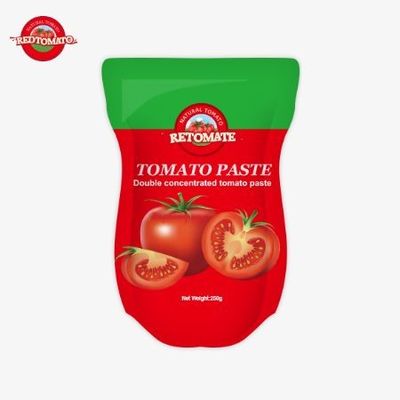 250 g de pâte de tomate sucrée et aigre dans un sac debout, avec 30% à 100% de pureté