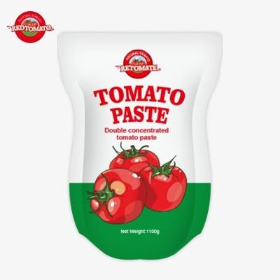 Le sachet de pâte de tomate de 1100g est conforme aux normes ISO, HACCP et BRC pour les prix d'usine