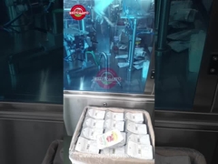 Pâte de tomate en conserve ouverte facilement procédé de production